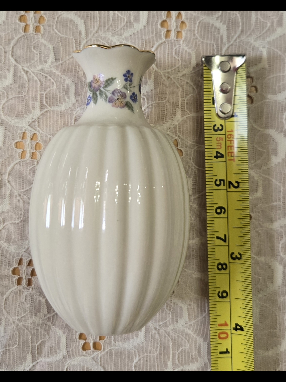 Lenox Cream Ribbed Porcelain Bud Vase - Picture 5 of 6